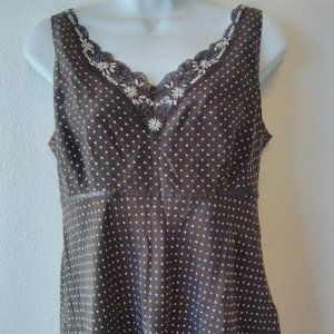 Nine West 100% Silk V Neck Sleeveless Blouse Size 6 Brown with Small Polka Dots